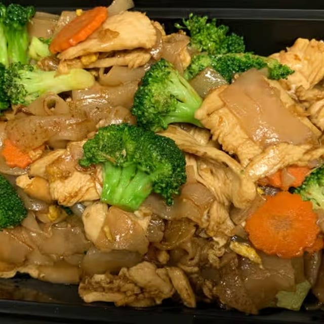 Pad See Ew (LUNCH).